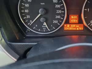 Bmw 320 d ,e90.. 120 kw — miniatura 8