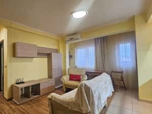 Bloc 2013 | Etaj 1/4 | Centrală Proprie | Acces Rapid Eroii Revoluției — miniatura 1