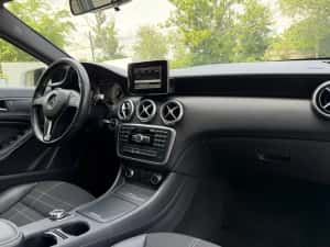Mercedes A200d 2015 Automat Panoramic — miniatura 8