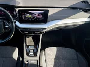 Skoda Octavia 2.0 TDI DSG Ambition 2023 — miniatura 6