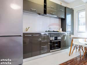 Dobroesti - vanzare apartament 3 camere, strada Marului — miniatura 3