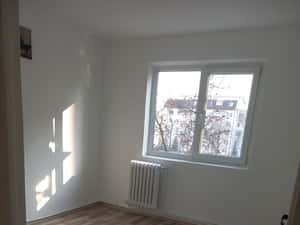 Apartament cu 3 camere semidecomandat zona Mircea cel Bătrân — miniatura 4