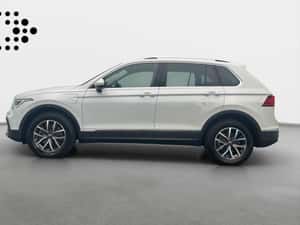 Volkswagen Tiguan Hibrid 2023 - 48.439 km — miniatura 4