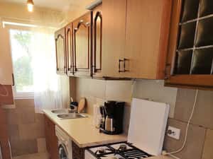 apartament 2 camere zona micro 6 str batiz parter — miniatura 3