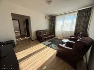 Apartament 3 camere, semidecomandat, 50mp, Centru, zona Casa de Pensii — miniatura 1