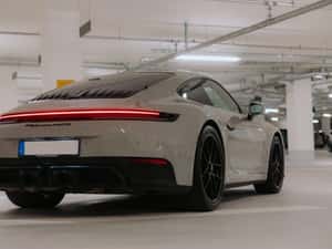 Porsche 992 - 181.485 EUR — miniatura 4