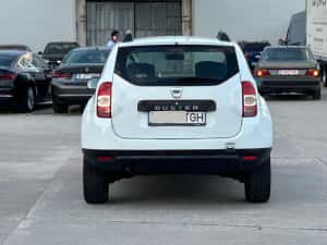Dacia Duster An fab 2017/stare buna /unic proprietar/tva deductibil — miniatura 4