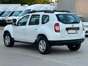 Dacia Duster An fab 2017/stare buna /unic proprietar/tva deductibil — miniatura 6