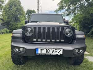 Jeep Wrangler Automată 272 HP Benzină — miniatura 2