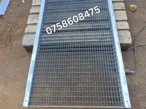 Trepte-grilaje zincate 120x24 — miniatura 3