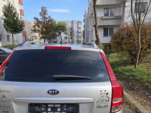 Vând KiA Ceed benzina — miniatura 3