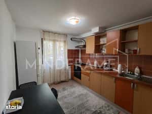 Dristor 5' Metrou Bloc Reabilitat Parcare Decomandat — miniatura 6