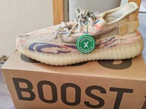 Yeezy boost 350 v2 — miniatura 1