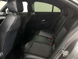 Mercedes-Benz CLA 200 Automată 163 HP Benzină — miniatura 3