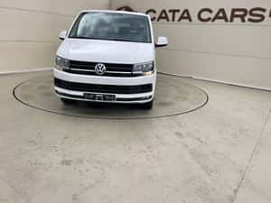 Volkswagen Caravelle cu 8 locuri, 2018, 19.360 EUR — miniatura 2