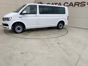 Volkswagen Caravelle cu 8 locuri, 2018, 19.360 EUR — miniatura 6