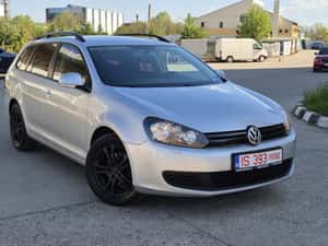 VW Golf VI 2012 – urci, pornești și uiți de griji — miniatura 3