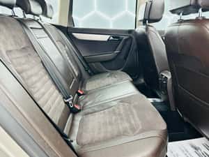 Volkswagen Passat — miniatura 7