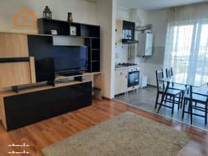 Maurer Coresi, apart cu 3 camere, mobilat si utilat, loc de parcare +