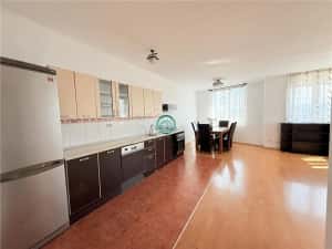 Vand apartament cu 4 camere, 94 mp, etaj 2, cartier Unirii — miniatura 3