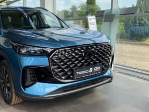 SUV hibrid nou 7 locuri, 280 cp, 2025 — miniatura 2