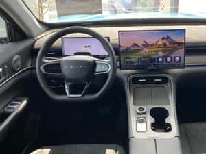 SUV hibrid nou 7 locuri, 280 cp, 2025 — miniatura 4