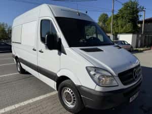 VW Crafter-Mercedes Sprinter — miniatura 2