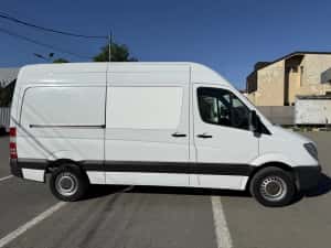 VW Crafter-Mercedes Sprinter — miniatura 5