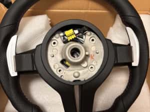 Volan BMW M Tesit cu Padele si piele perforata cu airbag Original inclus — miniatura 7