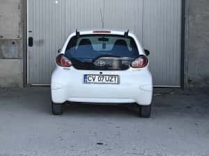 Toyota aygo 2011 1.0 benzina — miniatura 4