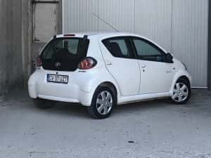 Toyota aygo 2011 1.0 benzina — miniatura 5