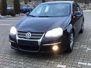 VW Jetta an 2010 motor 1.6tdi 105cp climatic navigatie parktronic incalzire scaune