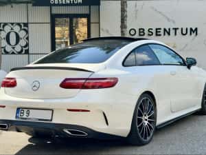 Mercedes-Benz // E class Coupe // 220 d — miniatura 4