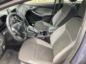 vand FORD FOCUS sedan 2011 — miniatura 3