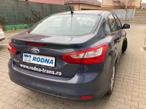 vand FORD FOCUS sedan 2011 — miniatura 5