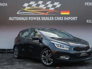 Kia Ceed-2014-navi- scaune incalzite /volan incalzit- camera- clima -led fata- jante aliaj - dotari de top la pret economic - — miniatura 8