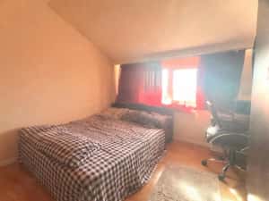 Daca vezi anuntul, e pentru tine: 3 camere la mansarda — miniatura 7