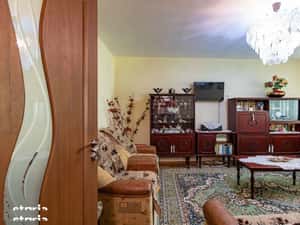 Apartament cu 2 camere decomandate zona Zimbru