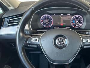 Volkswagen Passat Automată 240 HP Diesel — miniatura 7