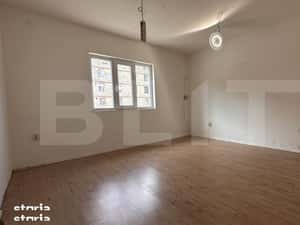 Apartament cu 2 camere, 32 mp, pretabil spatiu birou/cabinet - Nufarul
