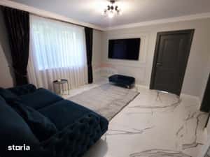 Apartament cu 5 camere de vânzare în zona Precista — miniatura 5