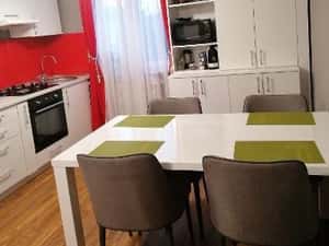 Apartament de închiriat! Zona UTA — miniatura 2