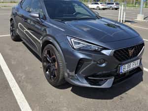 Cupra Formentor 2.0 TSI 310 CP 4x4 SUV — miniatura 4