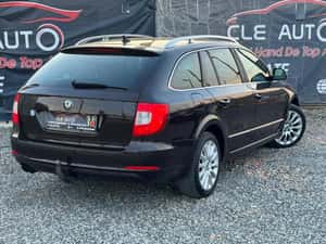 SKODA SUPERD, AN 2013, 268201 KM, 2.0 L DIESEL,170 Cp — miniatura 3