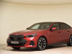 BMW 540 DRAGON FIRE RED METALLIC