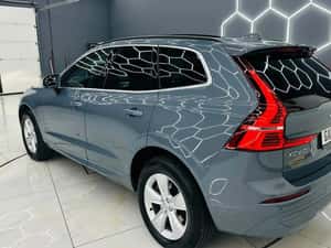 VOLVO XC60 AWD B4 CORE 197 CP Automat - 27.290 EUR — miniatura 3