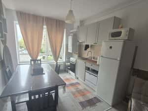 Inchiriere studio mobilat si utilat complet in Avantgarden3 Brasov — miniatura 4