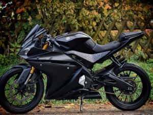 Yamaha yzf 125 2018 cu Abs pot ajuta la transport yzfr125 cbr rc mt du — miniatura 8