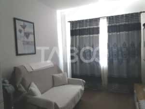 Apartament decomandat 3 camere 2 bai etaj 3 balcon zona buna Cisnadie — miniatura 6
