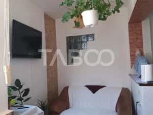Apartament decomandat 3 camere 2 bai etaj 3 balcon zona buna Cisnadie — miniatura 8